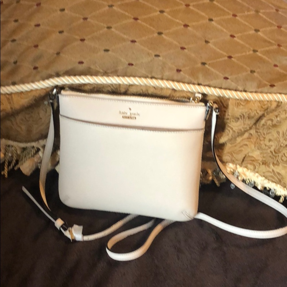 KATE SPADE CROSSBODY PURSE